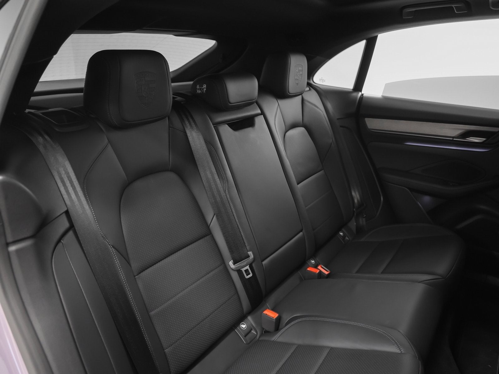 2025 Porsche Macan Electric 4