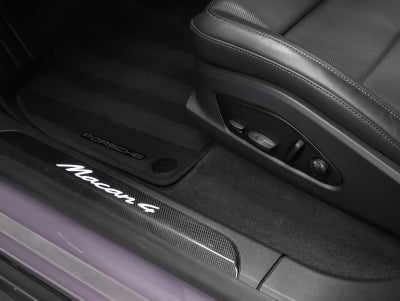 2025 Porsche Macan Electric 4