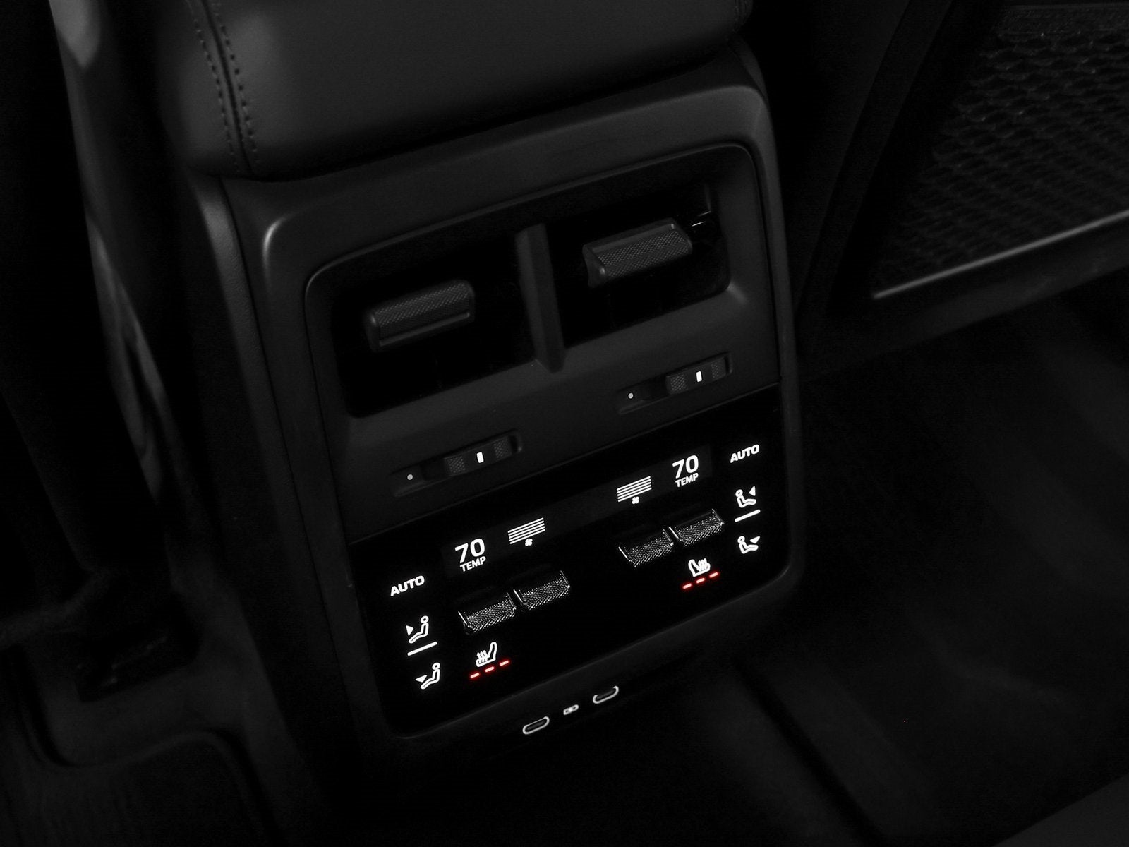 2025 Porsche Macan Electric 4