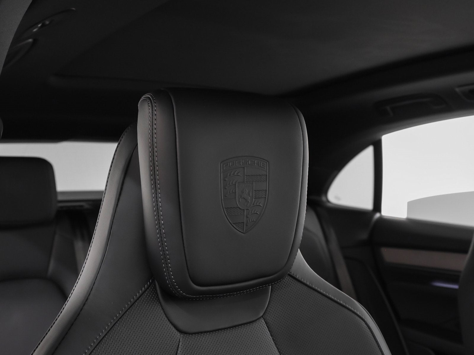 2025 Porsche Macan Electric 4