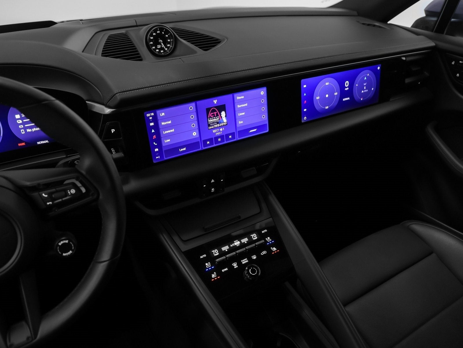 2025 Porsche Macan Electric 4