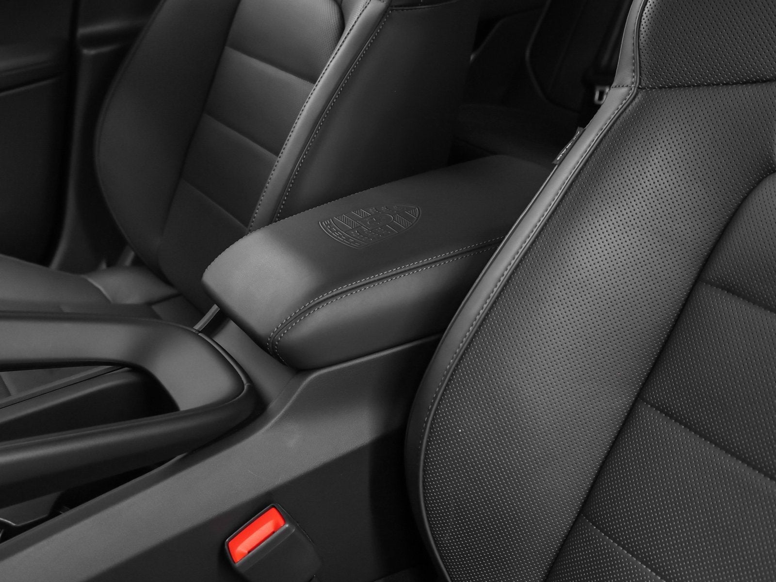 2025 Porsche Macan Electric 4