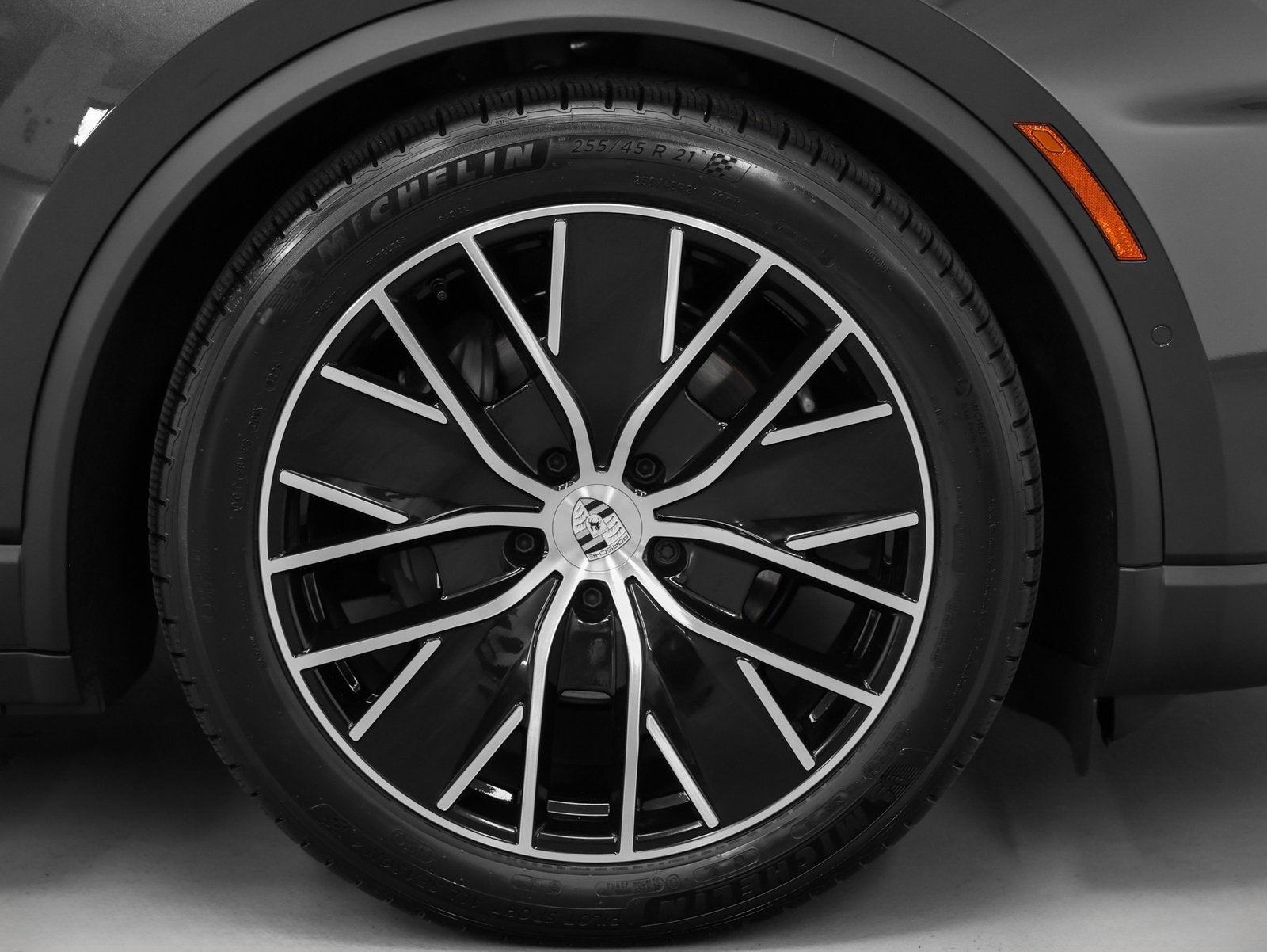 2025 Porsche Macan Electric 4