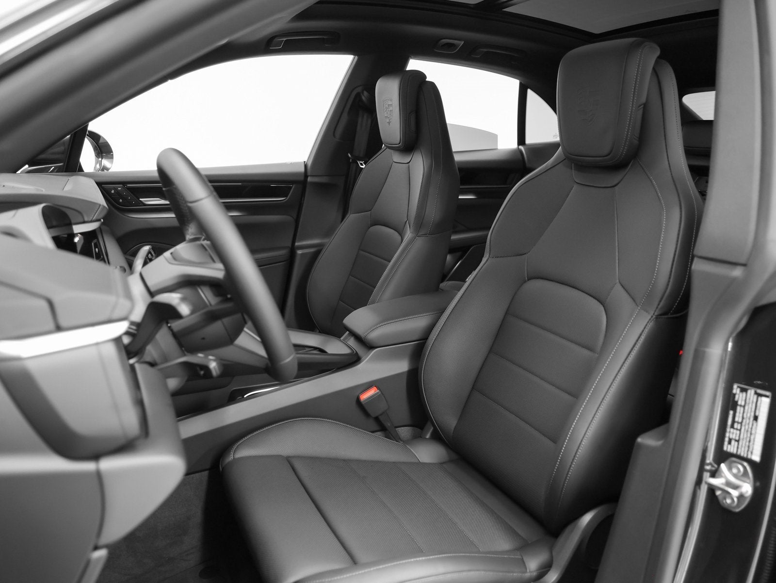 2025 Porsche Macan Electric 4