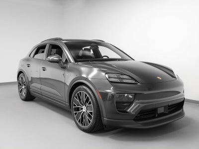 2025 Porsche Macan Electric 4
