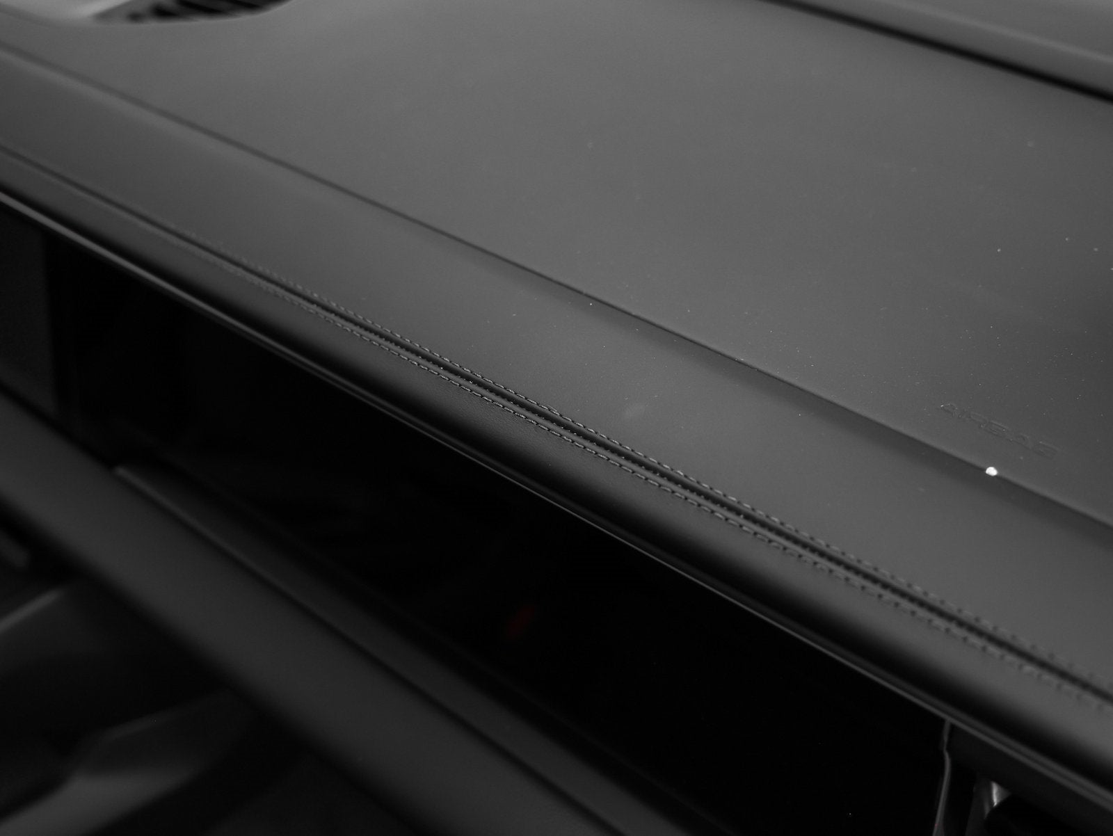 2025 Porsche Macan Electric 4