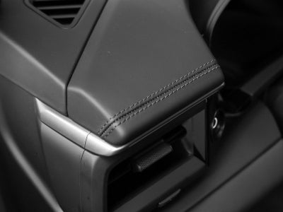 2025 Porsche Macan Electric 4