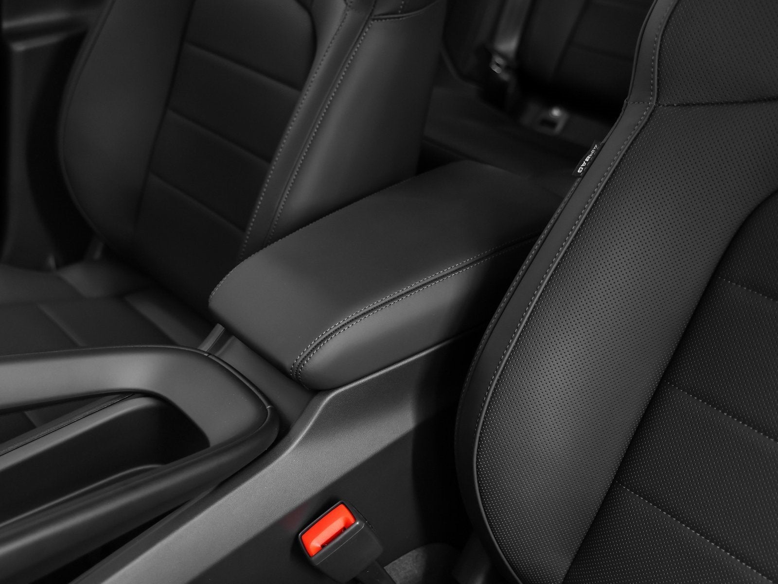 2025 Porsche Macan Electric 4