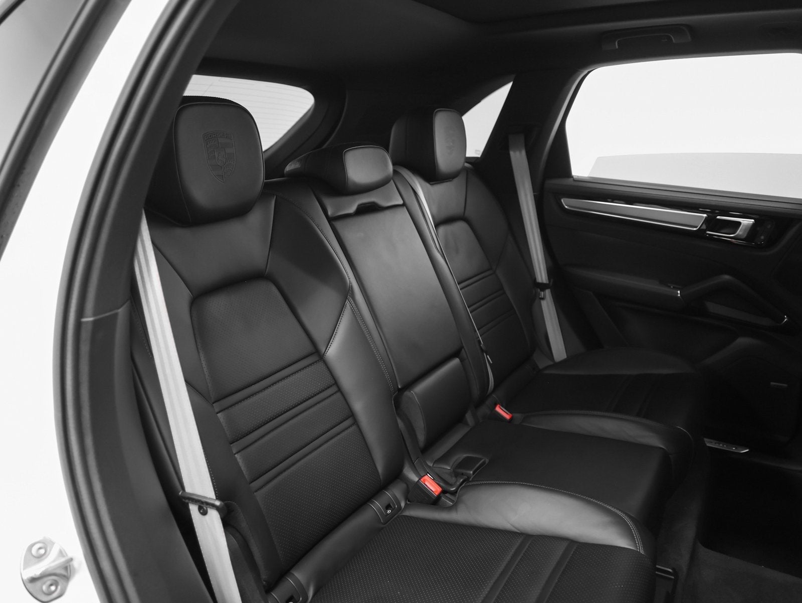 2023 Porsche Cayenne S Platinum Edition