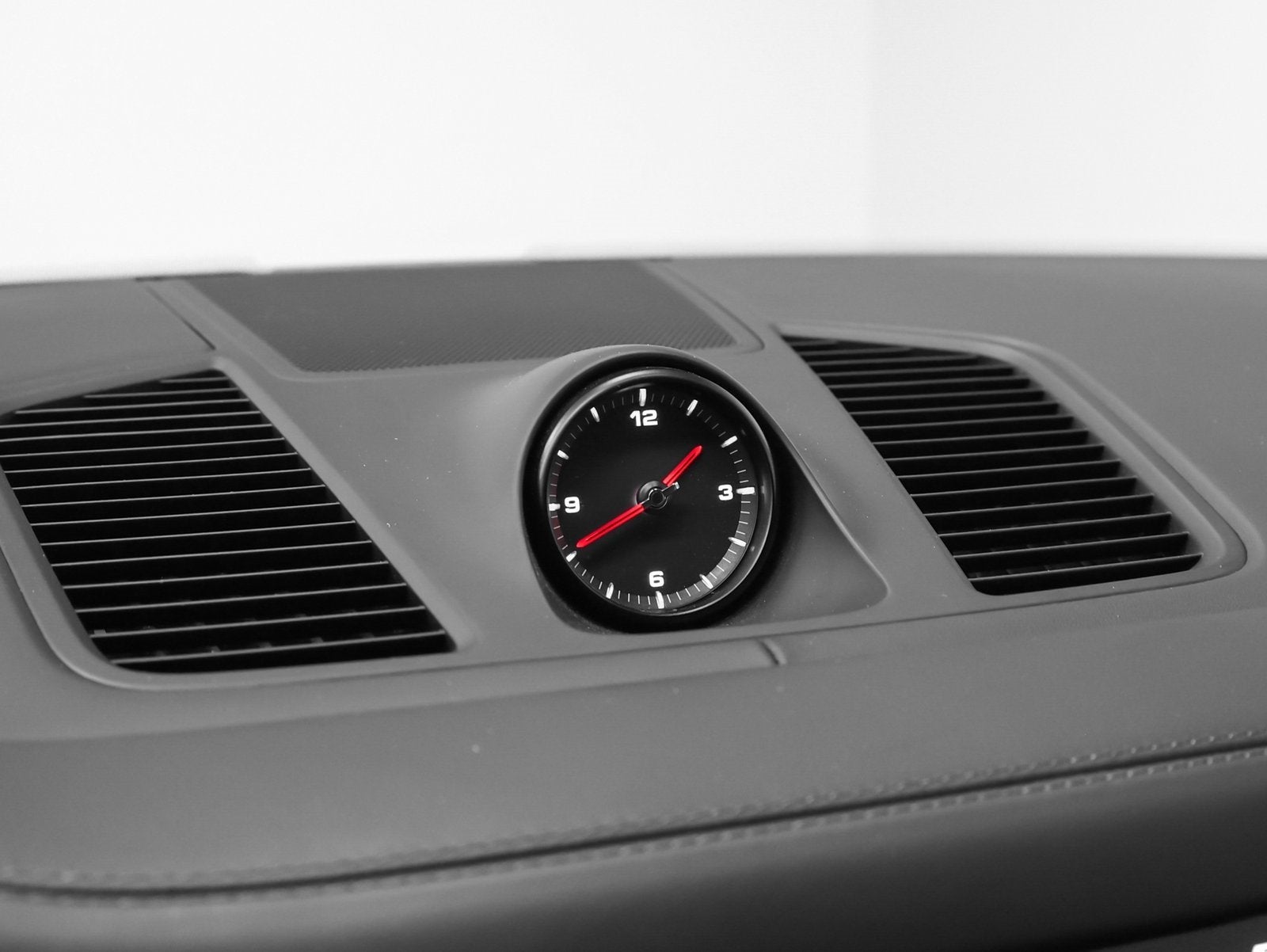 2023 Porsche Cayenne S Platinum Edition