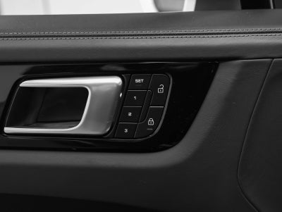 2023 Porsche Cayenne S Platinum Edition