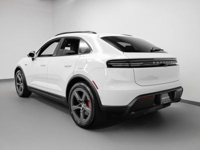 2025 Porsche Macan Electric 4S