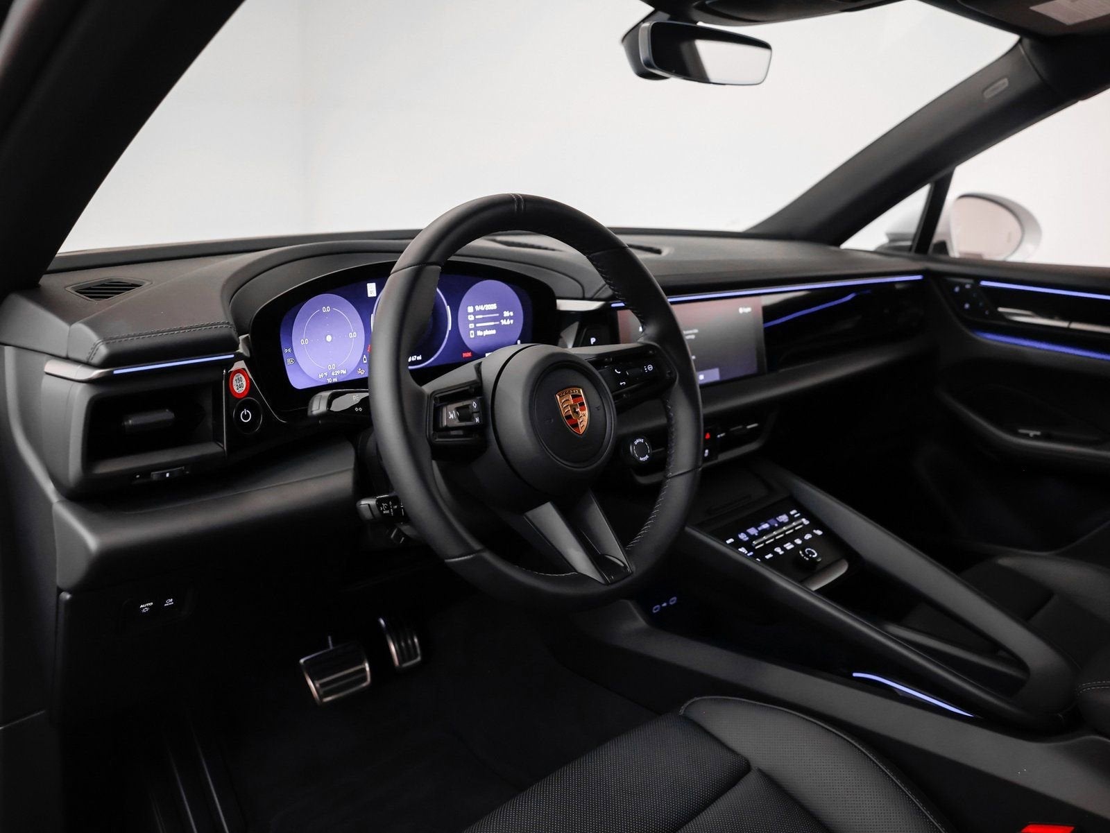 2025 Porsche Macan Electric 4S