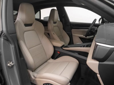 2025 Porsche Macan Electric