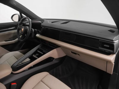 2025 Porsche Macan Electric