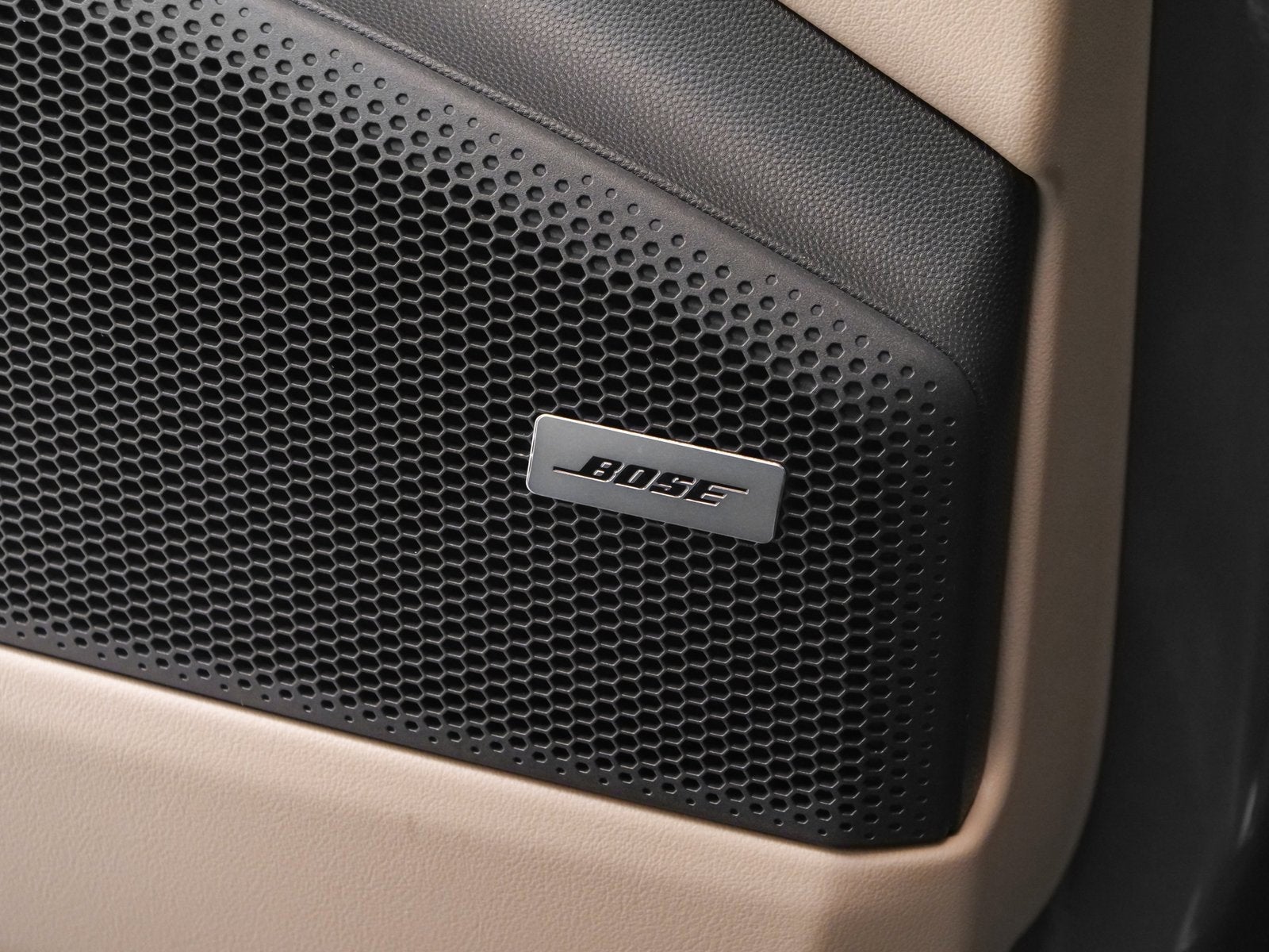 2025 Porsche Macan Electric