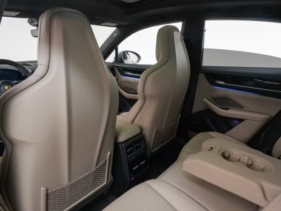 2025 Porsche Macan Electric