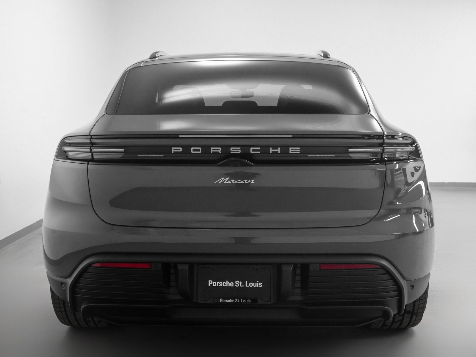 2025 Porsche Macan Electric