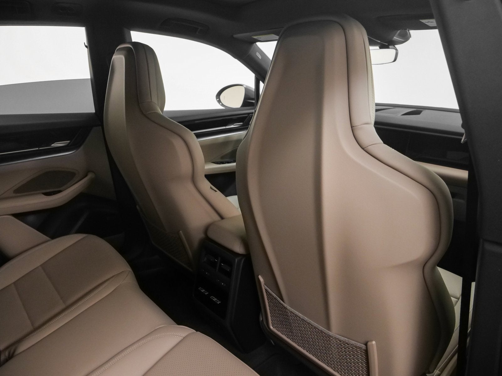 2025 Porsche Macan Electric