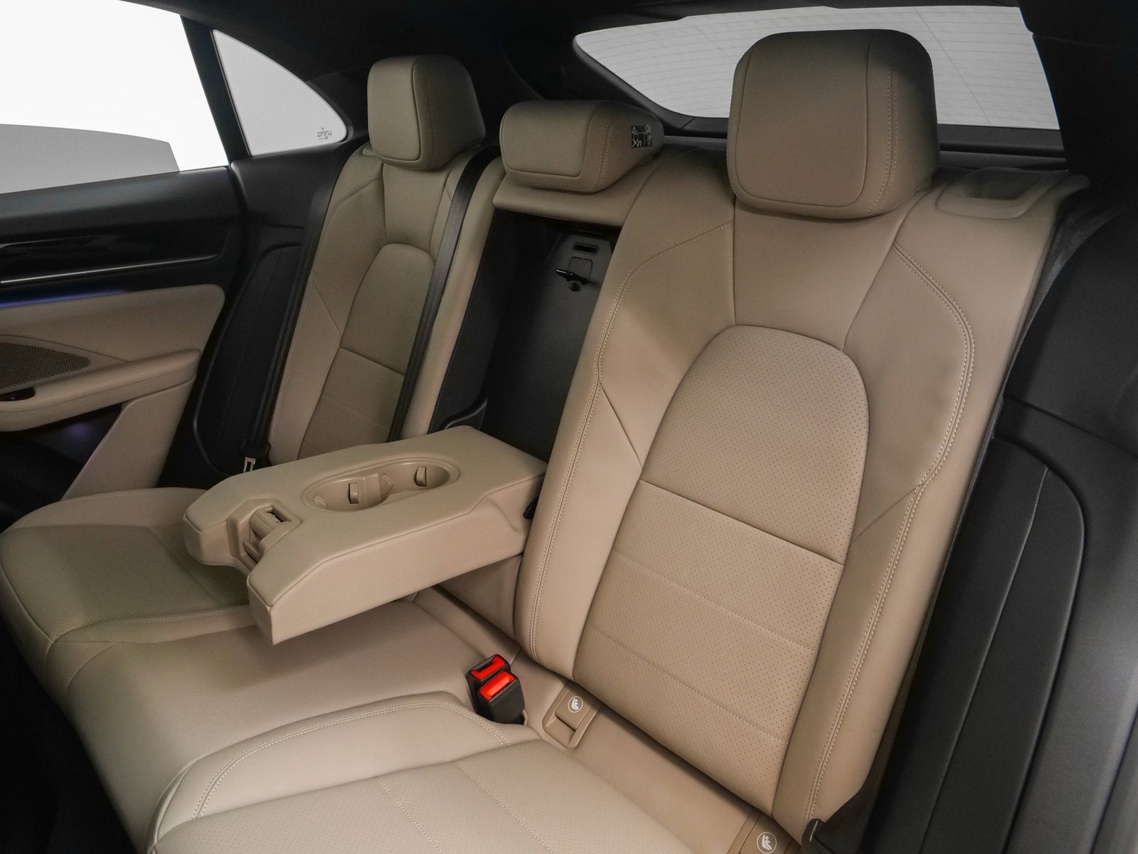 2025 Porsche Macan Electric