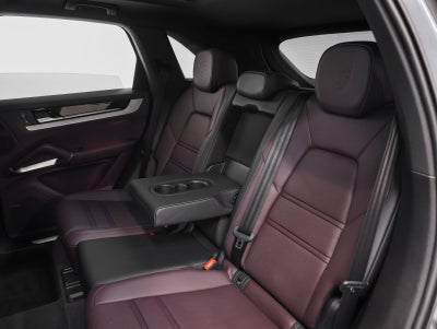 2025 Porsche Cayenne E-Hybrid