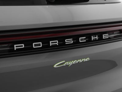 2025 Porsche Cayenne E-Hybrid