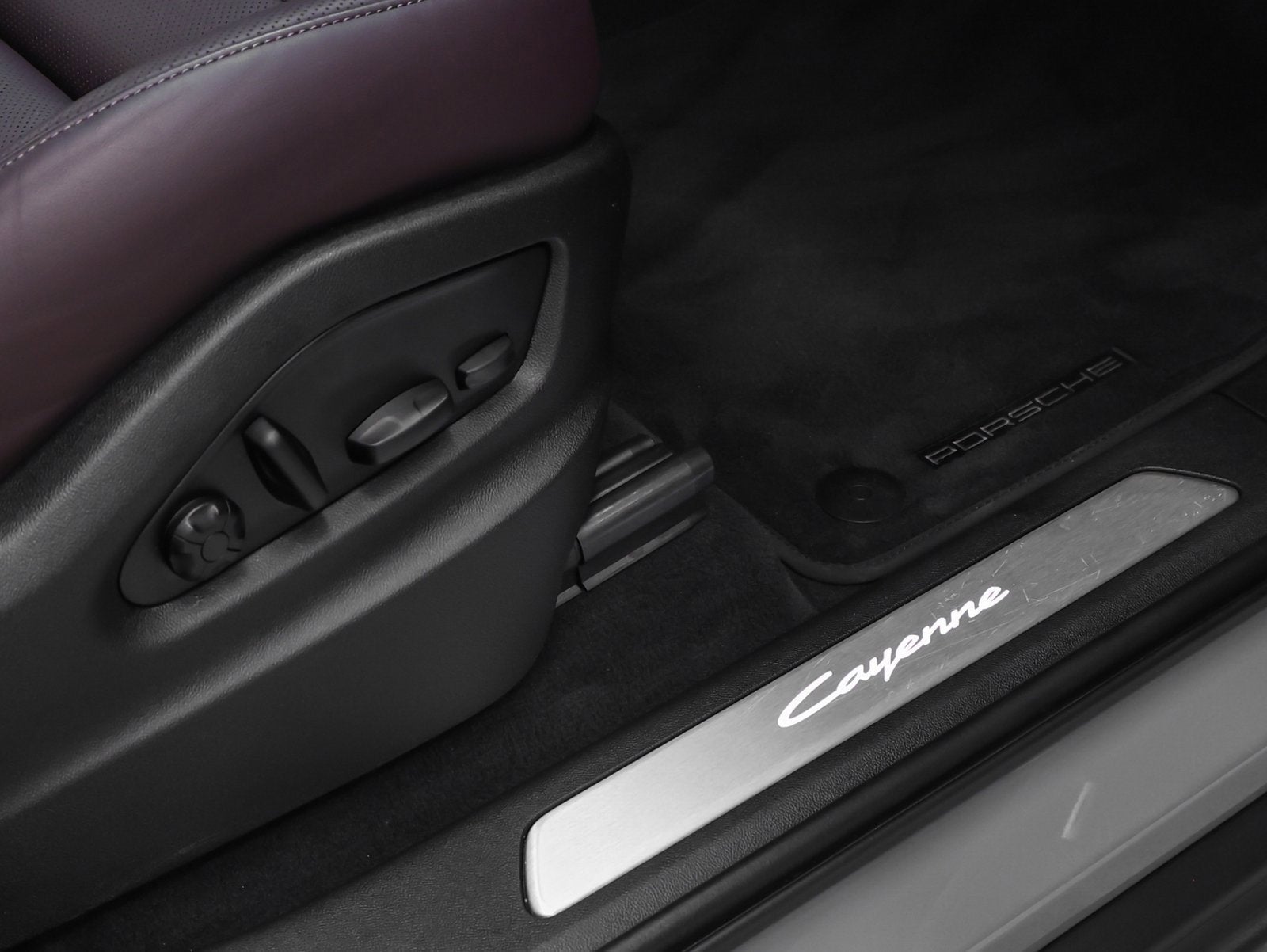 2025 Porsche Cayenne E-Hybrid