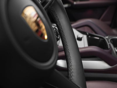 2025 Porsche Cayenne E-Hybrid