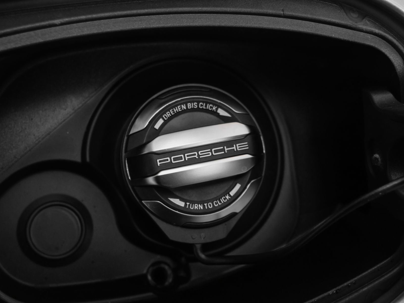 2025 Porsche Cayenne E-Hybrid