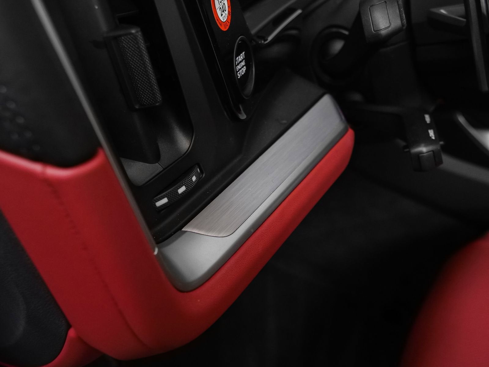 2025 Porsche Cayenne E-Hybrid