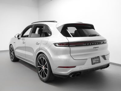 2025 Porsche Cayenne E-Hybrid