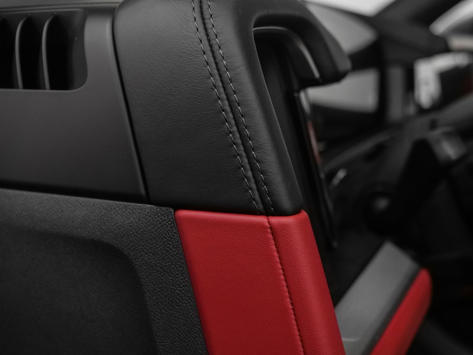 2025 Porsche Cayenne E-Hybrid