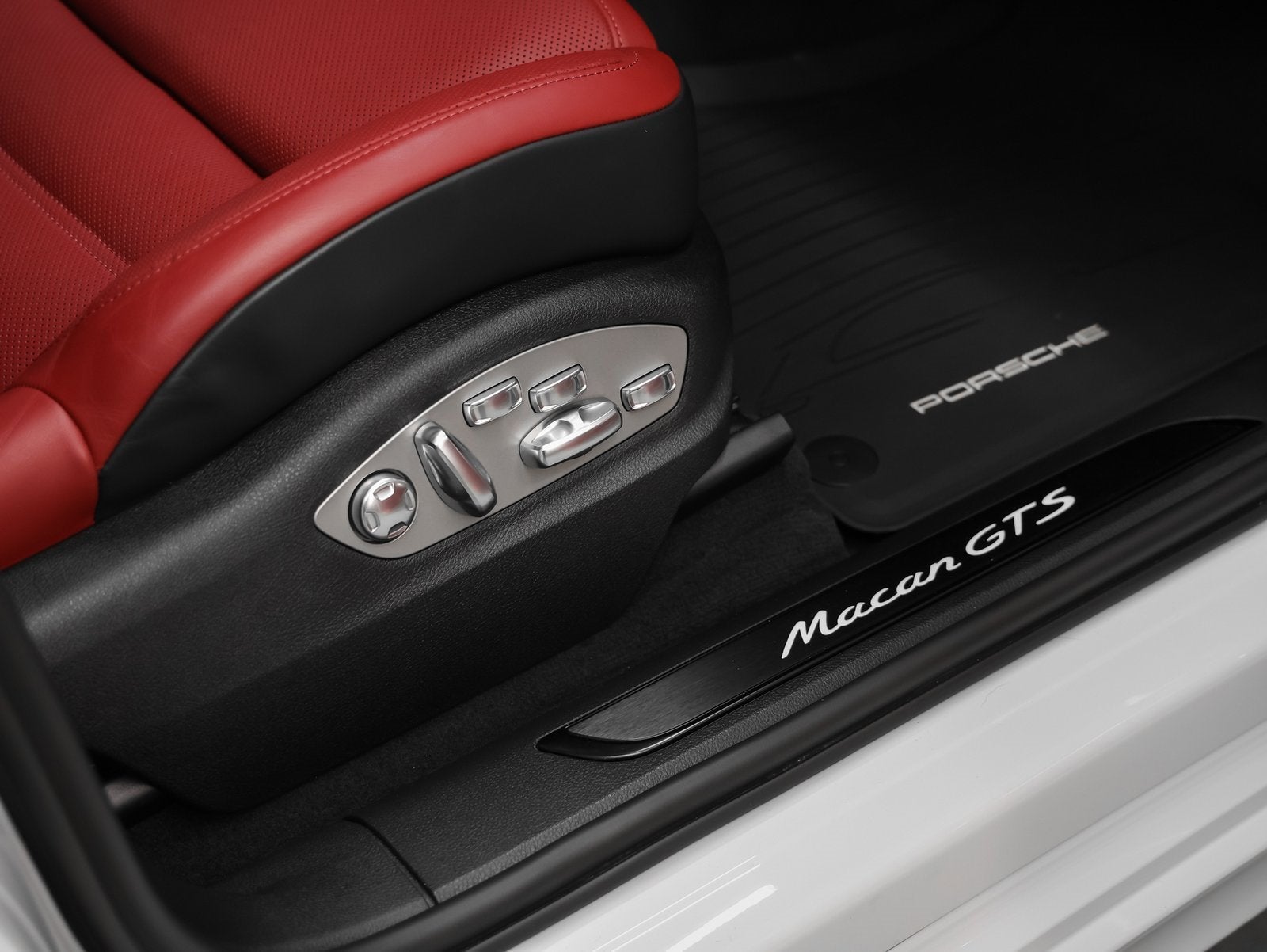 2022 Porsche Macan GTS