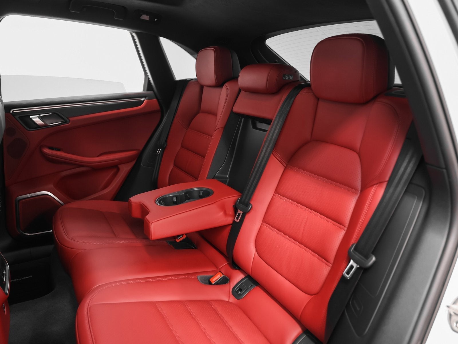 2022 Porsche Macan GTS