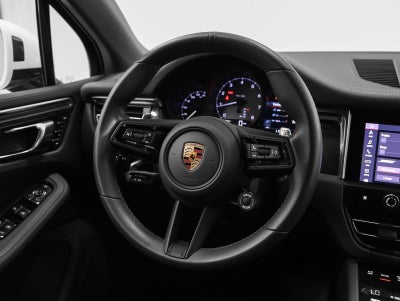 2022 Porsche Macan S
