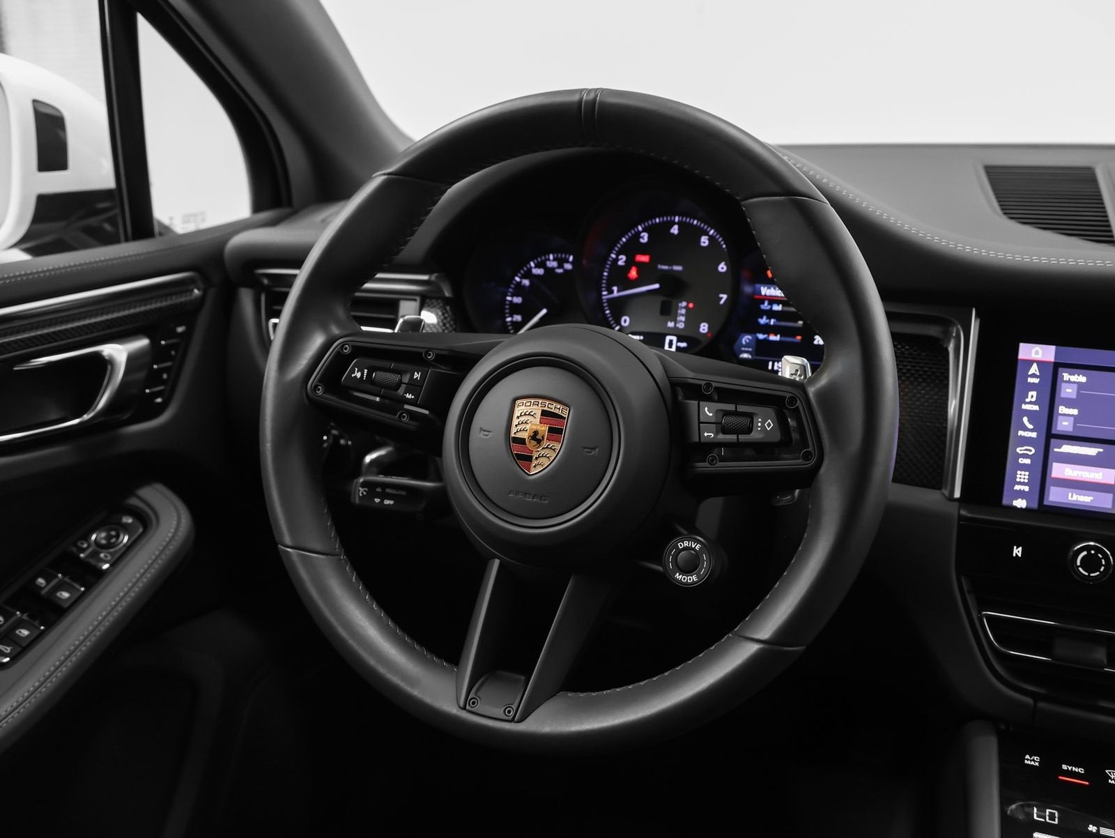 2022 Porsche Macan S