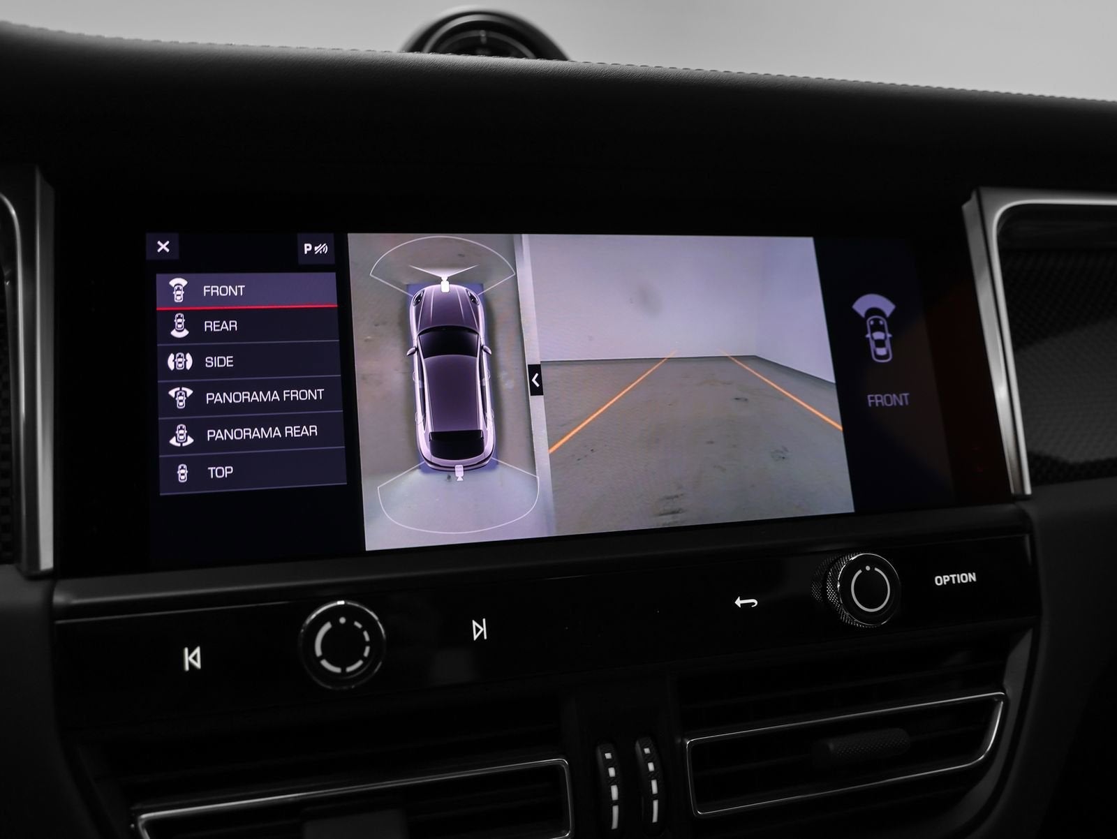 2022 Porsche Macan S