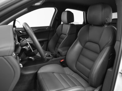 2022 Porsche Macan S