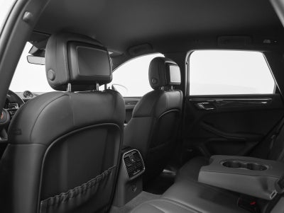 2022 Porsche Macan S