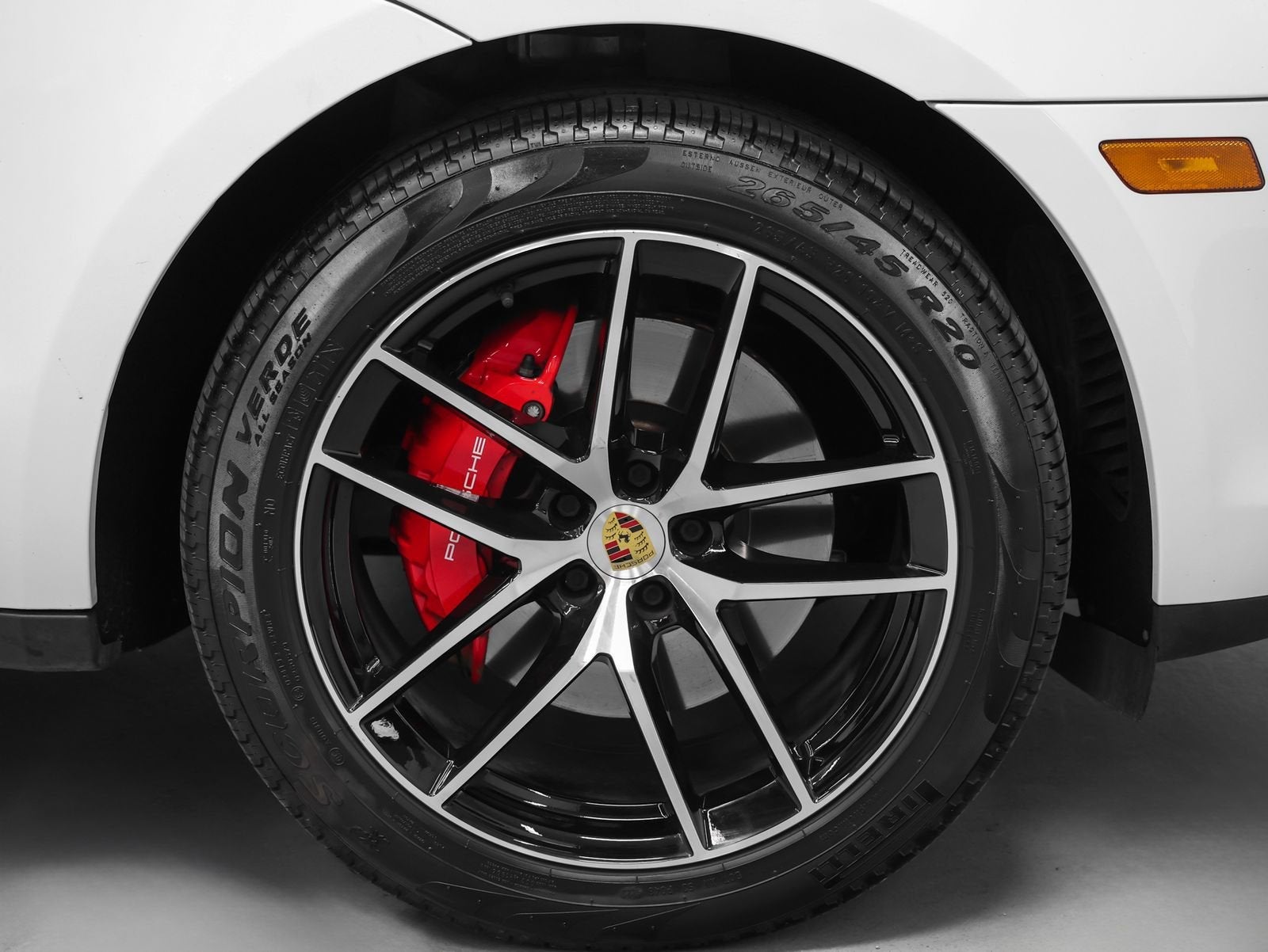 2022 Porsche Macan S