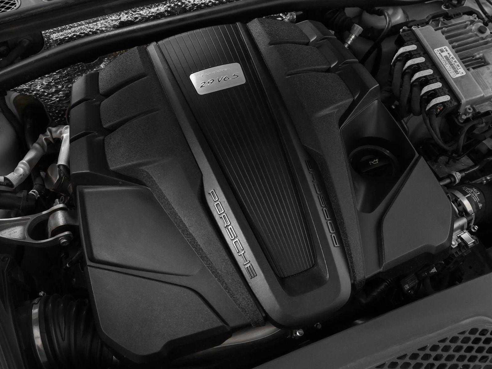 2022 Porsche Macan S