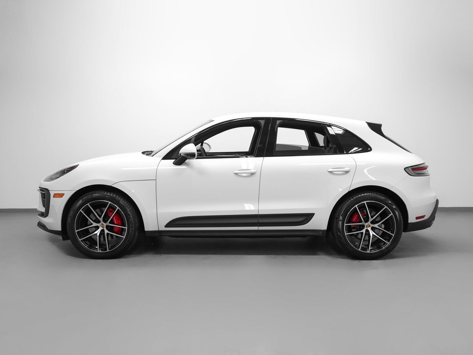 2022 Porsche Macan S