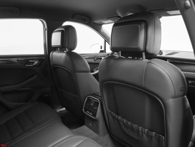 2022 Porsche Macan S