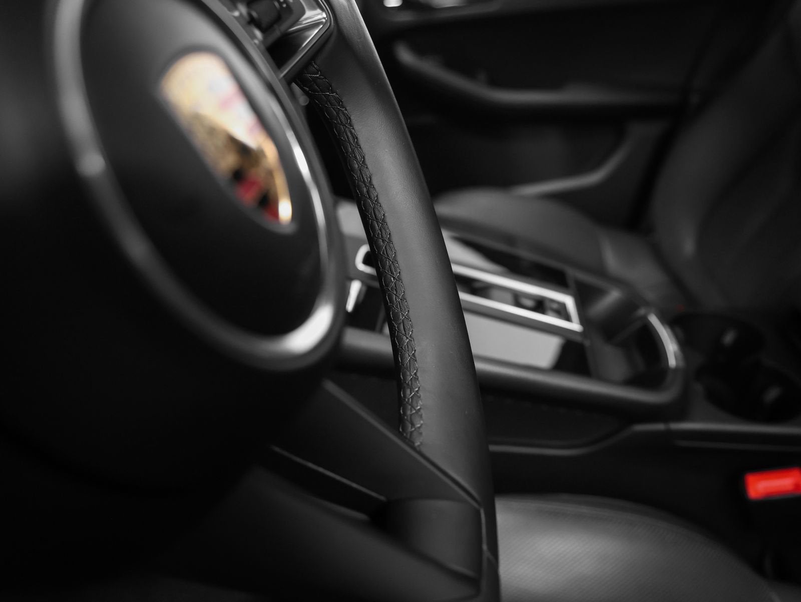 2023 Porsche Macan S