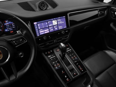 2022 Porsche Macan S