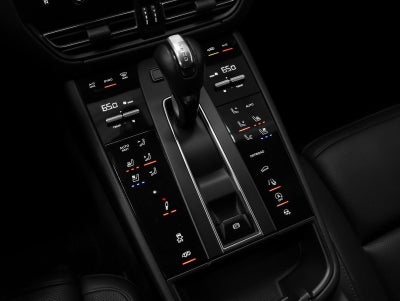 2022 Porsche Macan S