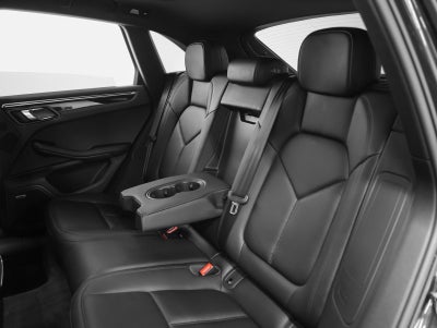 2022 Porsche Macan S