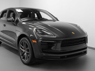 2022 Porsche Macan S