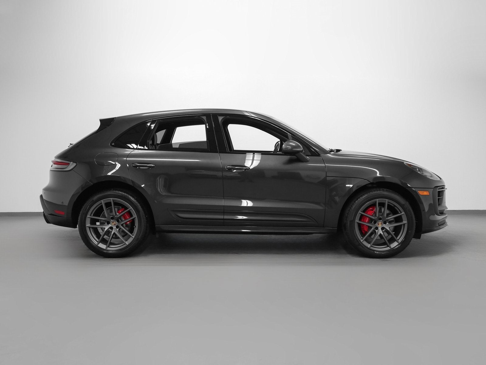 2022 Porsche Macan S