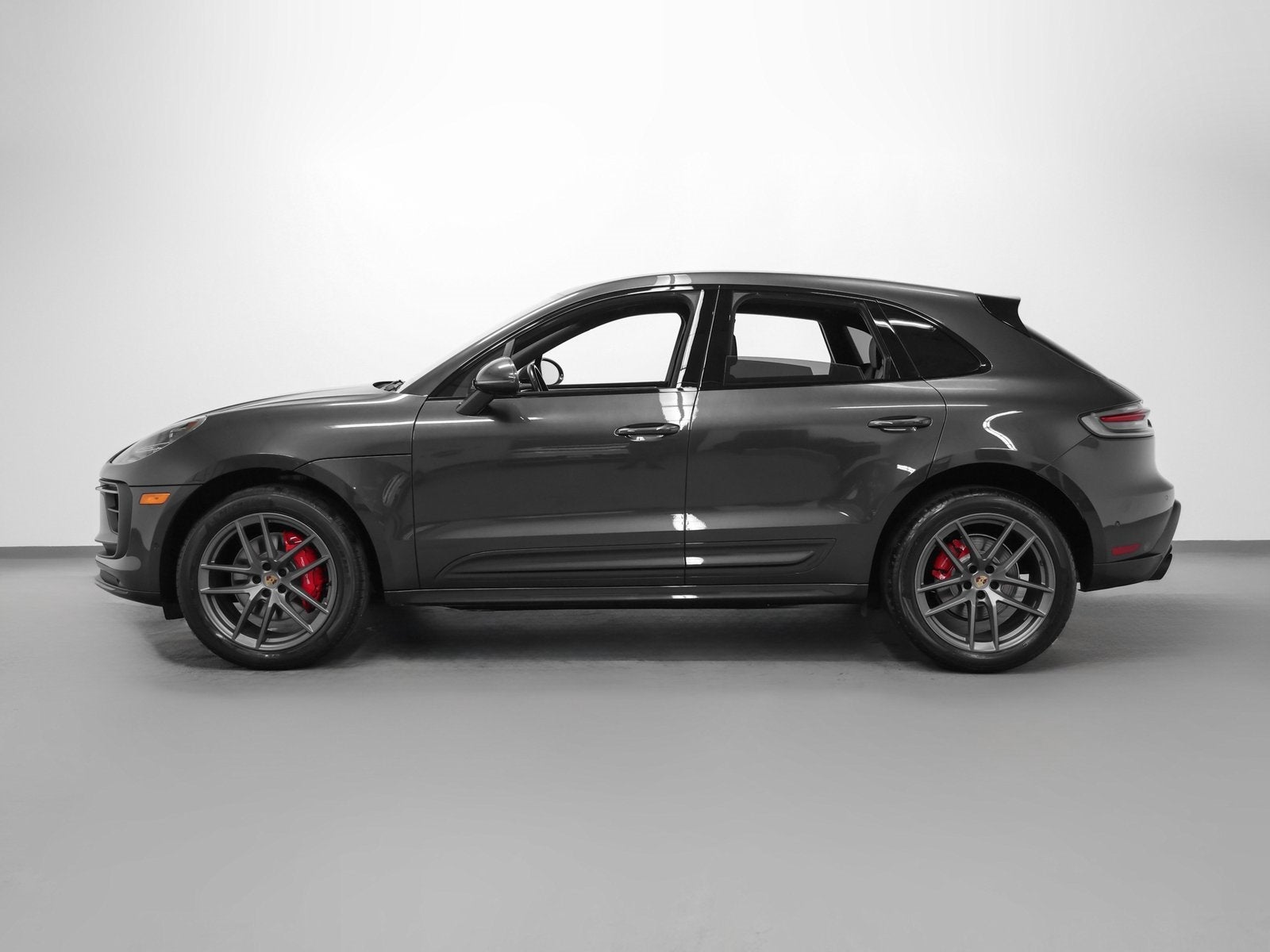 2022 Porsche Macan S